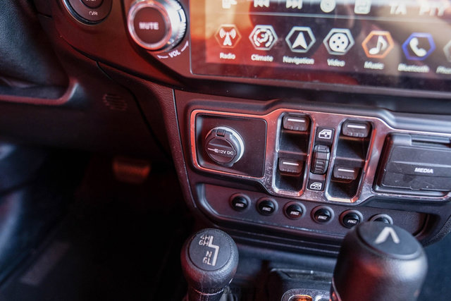 Used 2020 Jeep Wrangler Unlimited Sport S AWD/4WD image 74