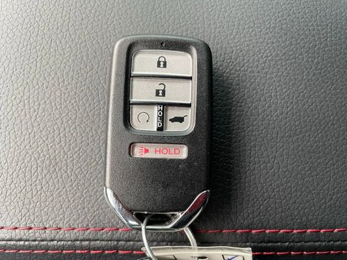 Used 2025 Honda Passport Black Edition image 26