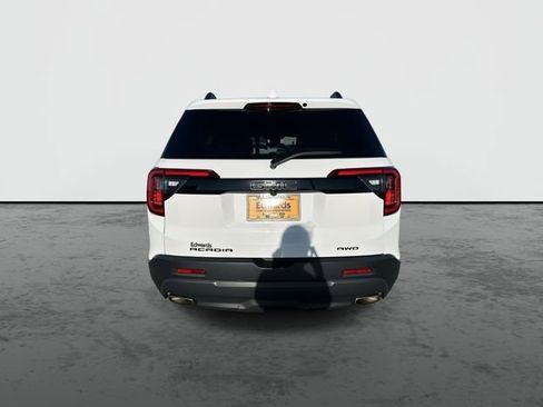 Used 2023 GMC Acadia SLE w/ Driver Convenience Package image 6