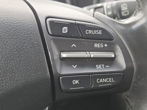 Used 2021 Hyundai Kona SEL image 12