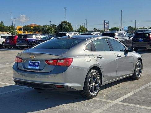 Used 2024 Chevrolet Malibu LT FWD image 3