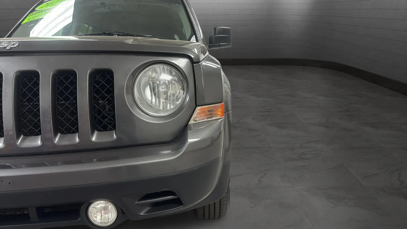 Used 2015 Jeep Patriot Sport w/ Power Value Group FWD image 27