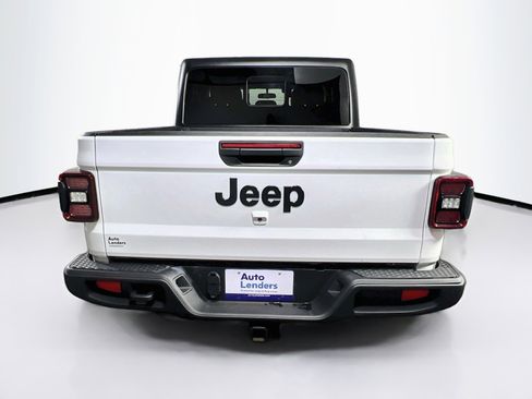 Used 2023 Jeep Gladiator Sport image 6