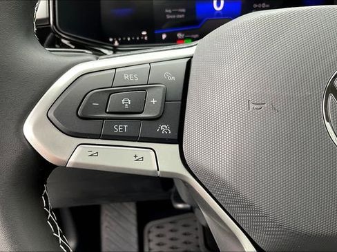 New 2025 Volkswagen Taos S image 18