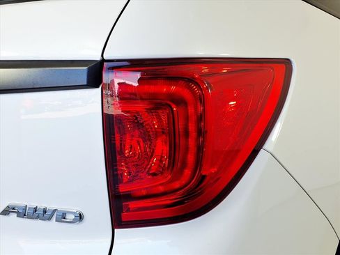 Used 2023 Honda Passport EX-L image 7