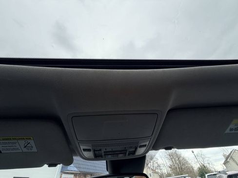 Used 2015 Acura MDX SH-AWD w/ Technology Package image 31