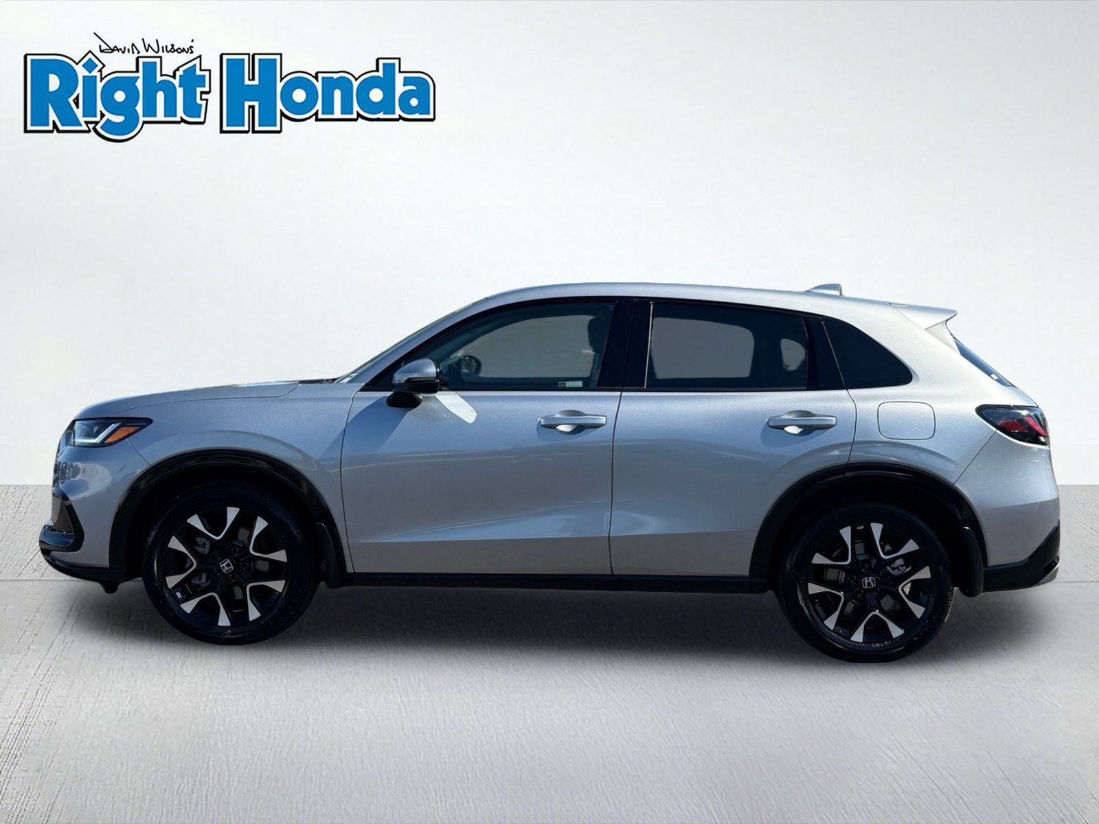 Used 2027 Honda HR-V EX-L image 4