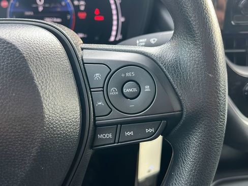 Certified 2026 Toyota Corolla LE FWD image 21