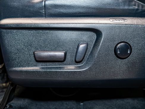 Used 2019 Toyota Tundra Limited w/ Limited Premium Package image 15