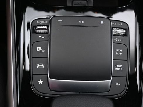 Used 2022 Mercedes-Benz GLB 250 4MATIC image 26