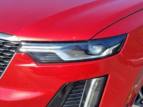 Used 2020 Cadillac XT6 Premium Luxury image 9