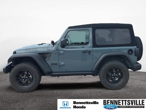 Used 2024 Jeep Wrangler Willys image 2
