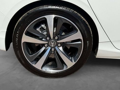 Certified 2025 Acura TLX w/ Technology Package FWD image 7