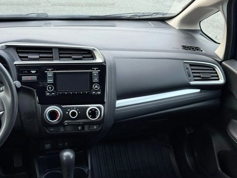 Used 2015 Honda Fit LX image 24