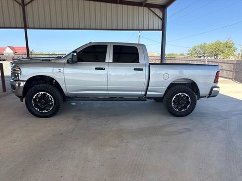 Used 2025 RAM 2500 Tradesman AWD/4WD image 4