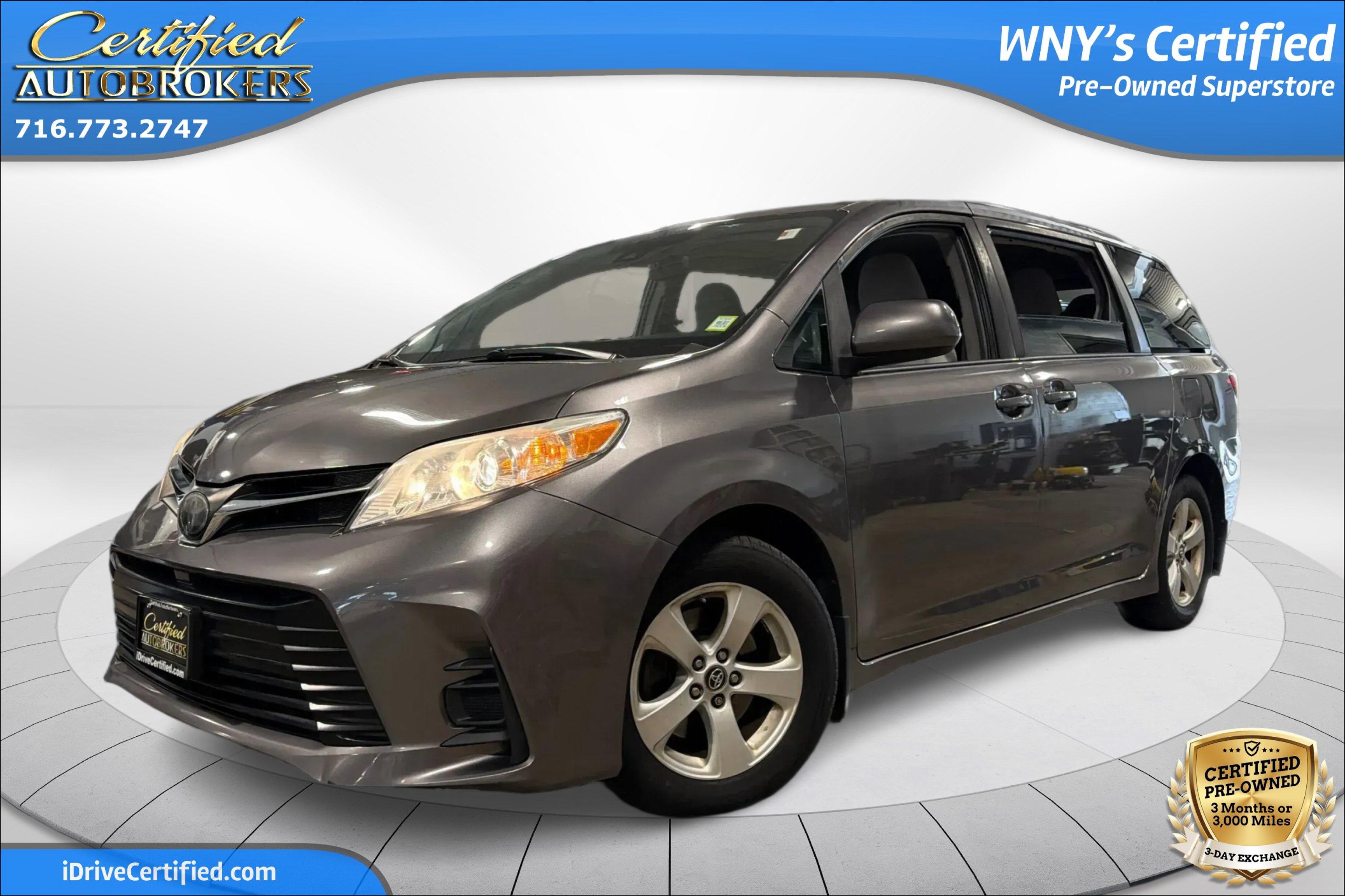 Used 2019 Toyota Sienna LE FWD image 1