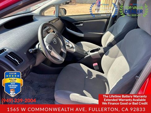 Used 2013 Toyota Prius FWD image 6