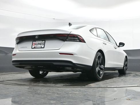 New 2026 Honda Accord SE image 33