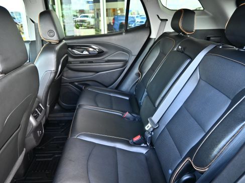 Used 2023 GMC Terrain AT4 AWD/4WD image 14