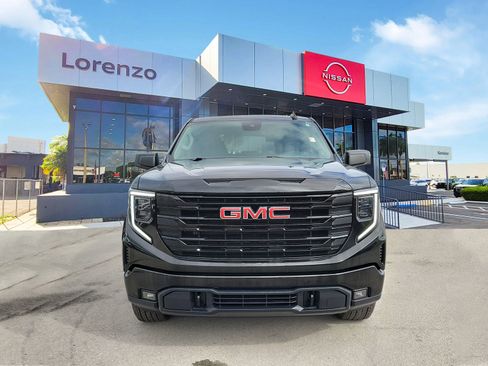 Used 2024 GMC Sierra 1500 Elevation image 2