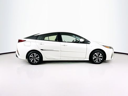 Used 2018 Toyota Prius Prime Premium w/ Protection Package image 10