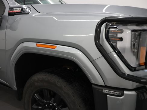 Used 2025 GMC Sierra 2500 AT4 w/ AT4 Premium Plus Package AWD/4WD image 30