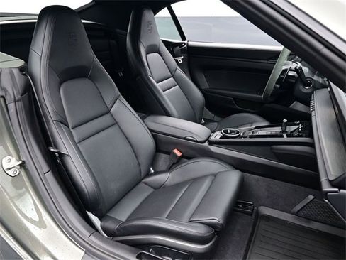 Used 2024 Porsche 911 Carrera GTS image 13