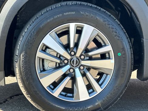 New 2025 Nissan Pathfinder SL image 27