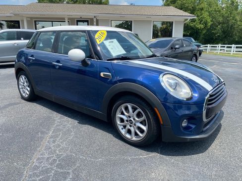 Used 2016 MINI Cooper 4-Door Hardtop image 6