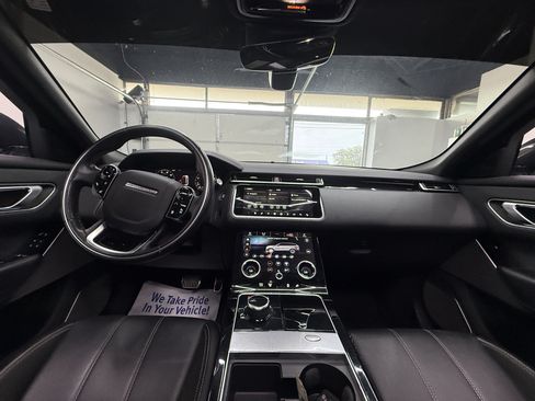 Used 2019 Land Rover Range Rover Velar R-Dynamic SE AWD/4WD image 9