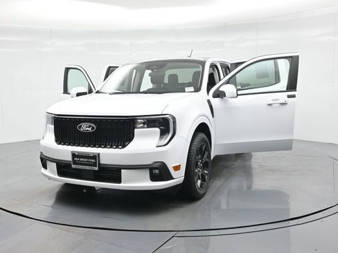 New 2025 Ford Maverick Lobo image 30