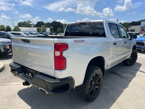Used 2021 Chevrolet Silverado 1500 LT Trail Boss w/ Bed Protection Package AWD/4WD image 11
