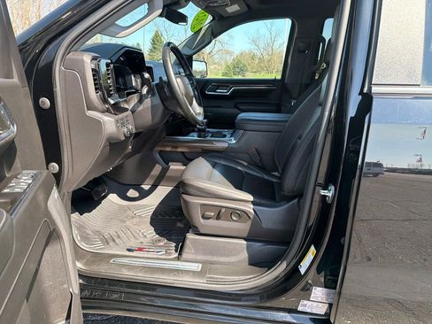 Used 2023 Chevrolet Silverado 1500 LT Trail Boss w/ LT Trail Boss Premium Package image 10