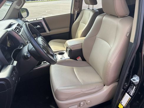 Used 2022 Toyota 4Runner SR5 Premium AWD/4WD image 12