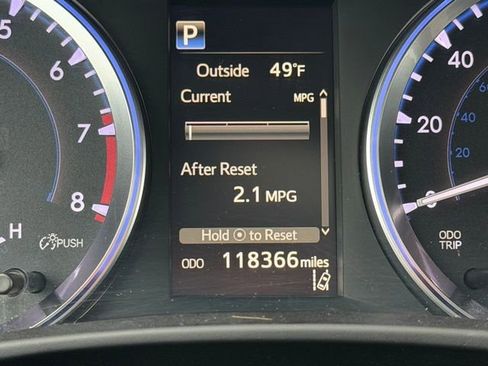 Used 2017 Toyota Highlander XLE image 29