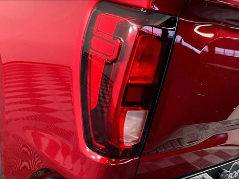 Used 2024 GMC Sierra 1500 Elevation RWD image 23