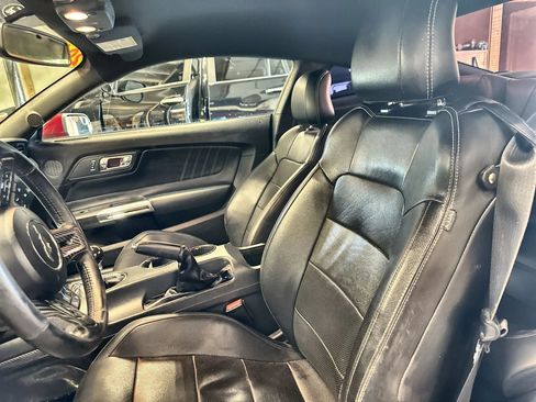 Used 2016 Ford Mustang GT Premium w/ GT Performance Package RWD image 13
