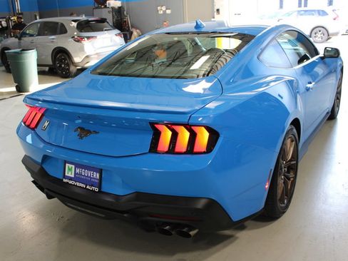 Used 2025 Ford Mustang Premium RWD image 21