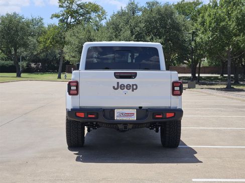 New 2025 Jeep Gladiator Rubicon w/ Convenience Group image 5