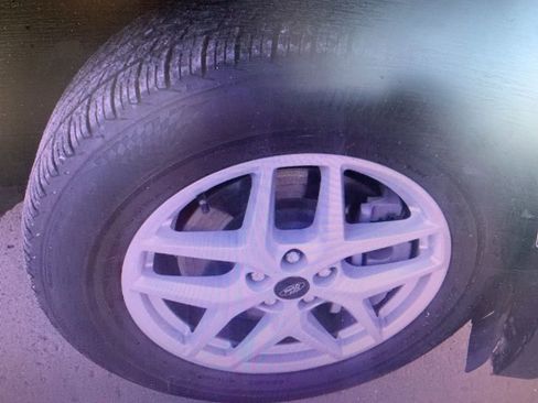 Used 2024 Ford Edge SEL image 22