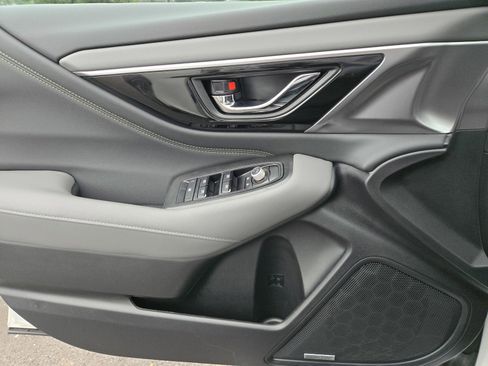 Used 2024 Subaru Outback Onyx Edition XT image 17