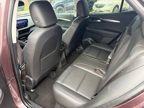 Used 2024 Buick Envision Preferred AWD/4WD image 19