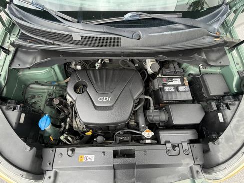 Used 2014 Kia Soul FWD image 28