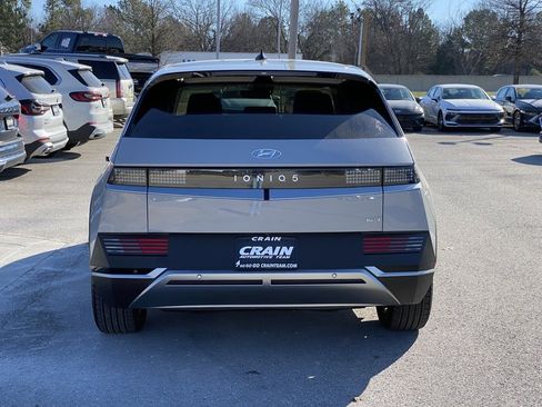 Certified 2024 Hyundai Ioniq 5 SEL image 6