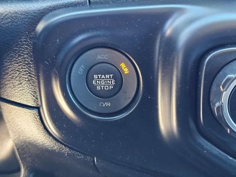 Used 2023 Jeep Wrangler Unlimited w/ Cold Weather Group AWD/4WD image 30