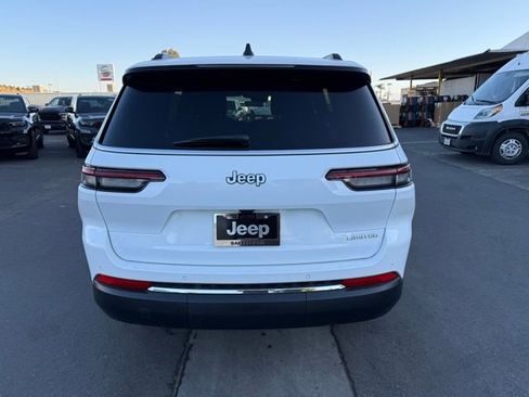 New 2025 Jeep Grand Cherokee L Limited w/ Trailer Tow Package image 5