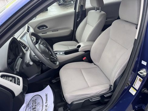 Used 2016 Honda HR-V EX image 14