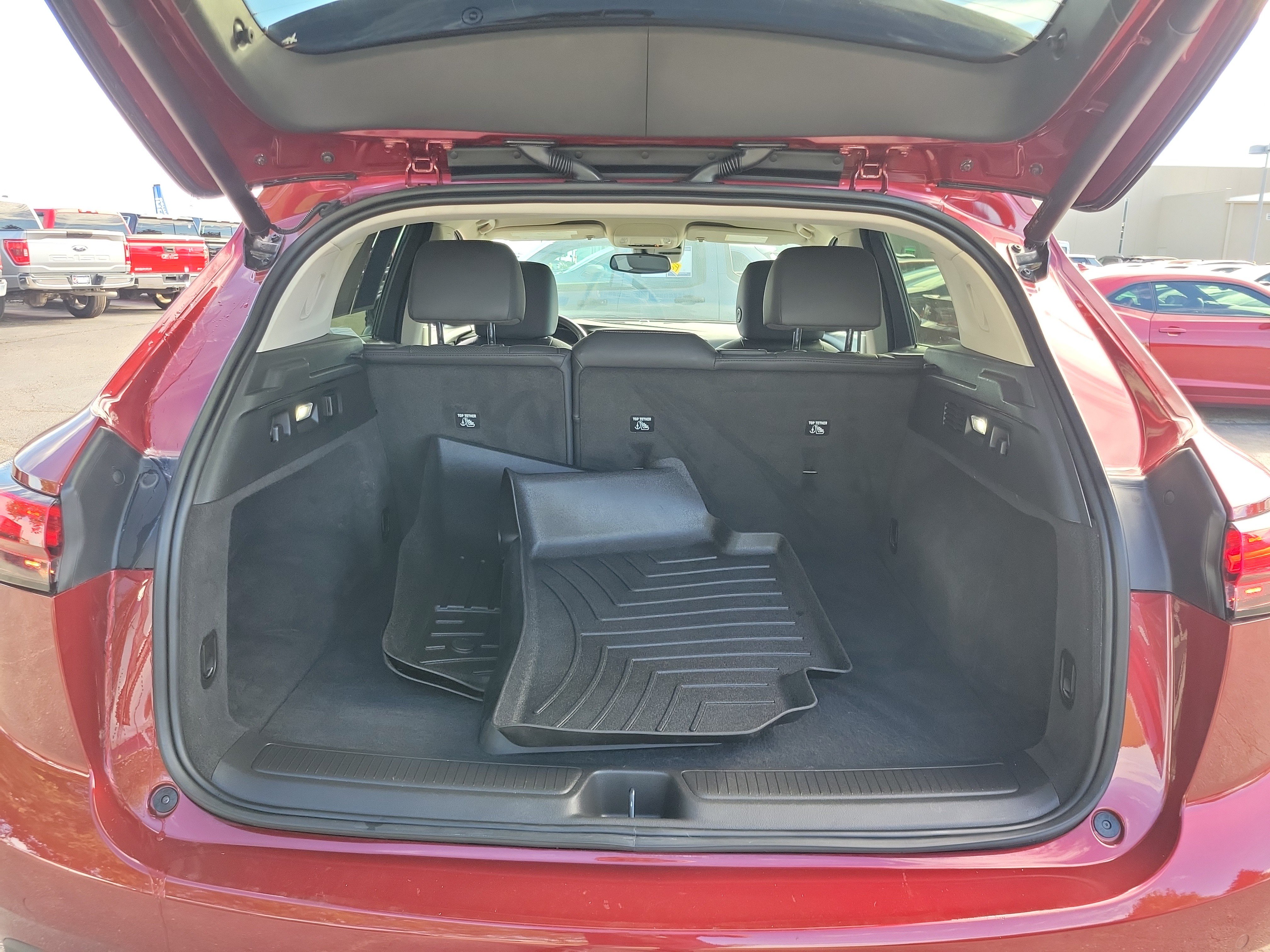 Used 2023 Buick Envision Essence FWD image 8