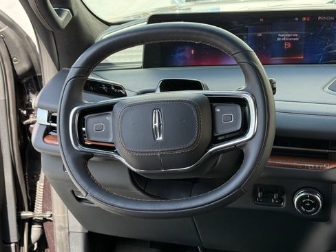 New 2026 Lincoln Navigator Black Label AWD/4WD image 31