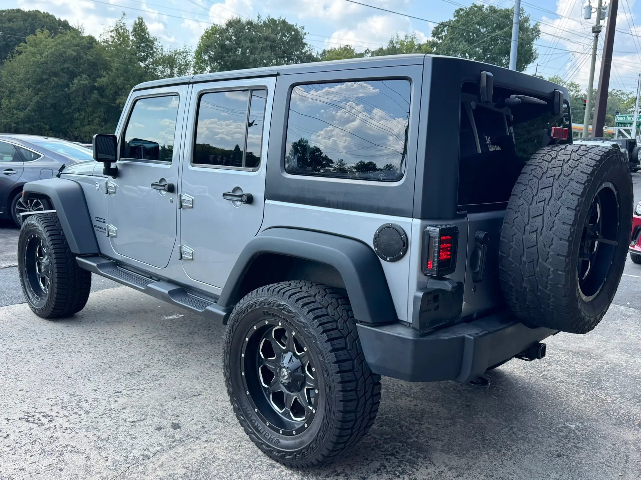 Used 2017 Jeep Wrangler Unlimited Sport w/ Quick Order Package 24S AWD/4WD image 5
